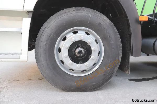 FAW Jiefang J6P Heavy Truck 6X4(10 wheels) Hybrid Tractor Truck Chassis (3) | 86Trucks