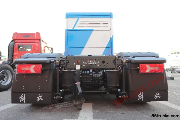 FAW Jiefang J7 Heavy Truck 6X4(10 wheels) Fuel Cell Tractor Truck Exterior (3) | 86Trucks