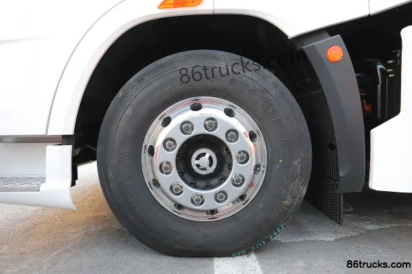 FAW Jiefang J7 Heavy Truck 6X4(10 wheels) Fuel Cell Tractor Truck Chassis (1) | 86Trucks