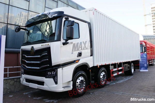 Sinotruk HOWO MAX 350 hp 6X2(8 wheels) 9.6m Box Cargo Truck (China VI) (9-speed) Exterior (2) | 86Trucks