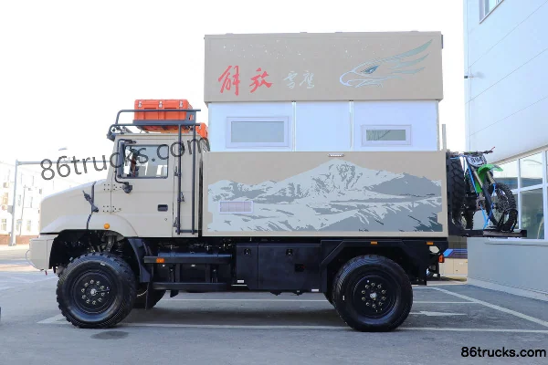 FAW Jiefang M41 Chassis 320 hp 4X4(6 wheels) Xueying Luxury Off-road RV (China VI)(CA5120) Exterior (3) | 86Trucks