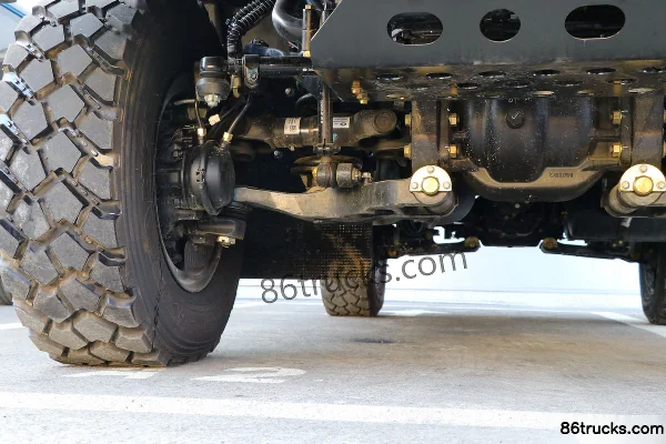 FAW Jiefang M41 Chassis 320 hp 4X4(6 wheels) Xueying Luxury Off-road RV (China VI)(CA5120) (2) | 86Trucks