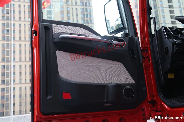 Sinotruk Sitrak SITRAK C9H Heavy Truck 570 hp 6X4(10 wheels) AMT Automatic Tractor Truck (China VI) Cab (2) | 86Trucks