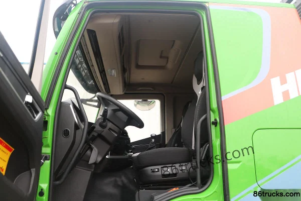 SAIC Hongyan Jiehu H6 6X4(10 roues) camion benne 100% électrique à échange de batterie 5,6 m 282 kWh Cabine (3) | 86Trucks