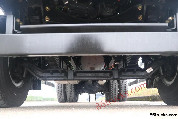 SAIC Hongyan Jiehu H6 6X4(10 roues) camion benne 100% électrique à échange de batterie 5,6 m 282 kWh Châssis (1) | 86Trucks