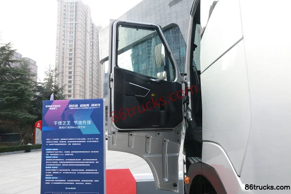 Sinotruk Huanghe X7 camion lourd 480 ch 4X2(6 roues) tracteur routier (China VI) Cabine (2) | 86Trucks