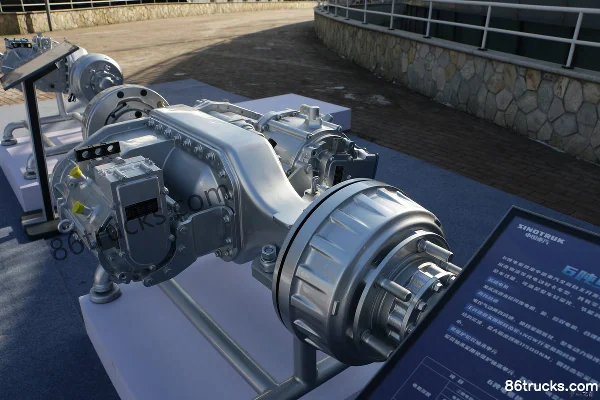 Sinotruk 6T Electric Drive Axle Exterior (3) | 86Trucks