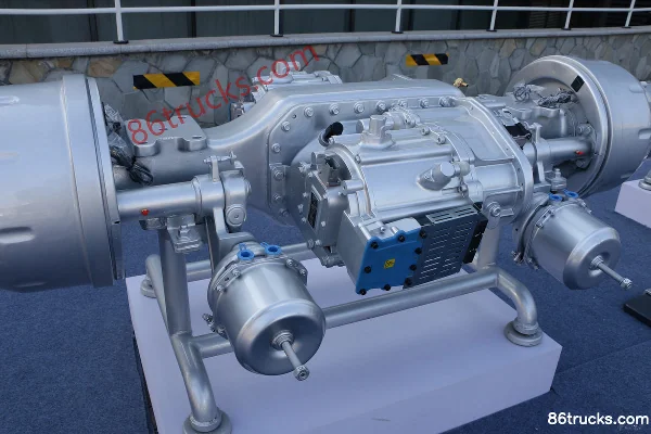 Sinotruk 12T Electric Drive Axle Exterior (2) | 86Trucks