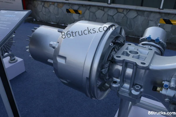 Sinotruk 16T Electric Drive Axle Exterior (2) | 86Trucks