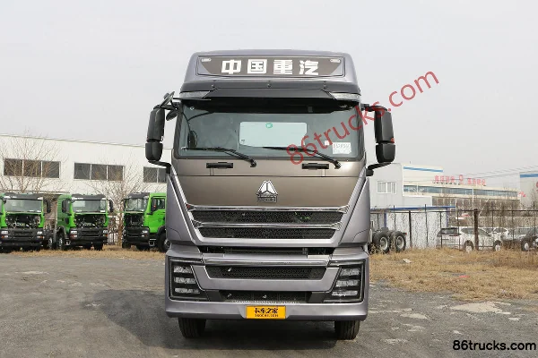 Sinotruk HOWO TH7 Heavy Truck 490 hp 8X4(12 wheels) 8.6m Stake Cargo Truck (China VI) Exterior (2) | 86Trucks