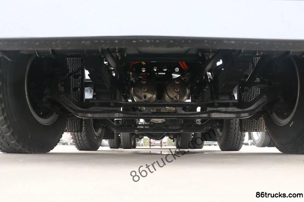 SAIC Hongyan Jiehu H6 490hp 8X4(12 wheels) Battery Swap Electric Concrete Mixer Truck 282kWh Chassis (1) | 86Trucks