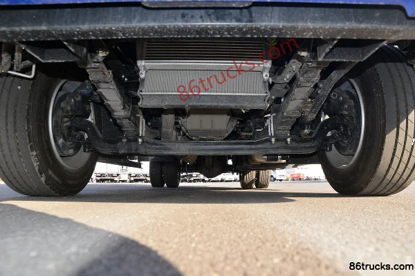 JAC Shuailing Q7 160 hp 4X2(6 wheels) 5.175 m stake truck (wide body) (China VI) Chassis (1) | 86Trucks