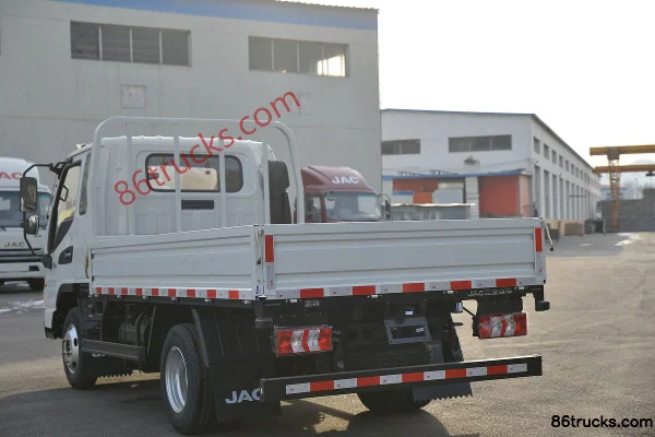 JAC Junling E5 132 hp 4X2(6 wheels) 3.37m Semi-Row Flatbed Light Truck (China VI) Body (3) | 86Trucks