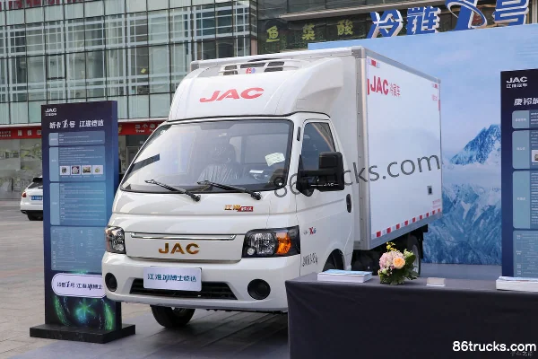 JAC Kaida X6 Ice Doctor 130hp 4X2(6 wheels) 3.5m refrigerated truck (China VI) Exterior (3) | 86Trucks