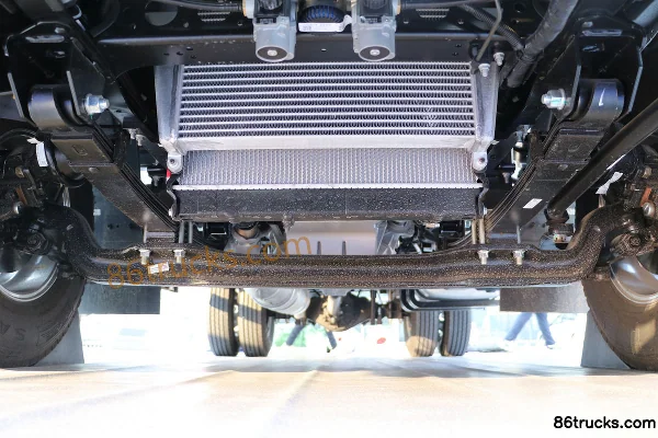 JAC Junling V6 Ice Doctor 159hp 4X2(6 wheels) 4.015m refrigerated truck (China VI) Chassis (1) | 86Trucks