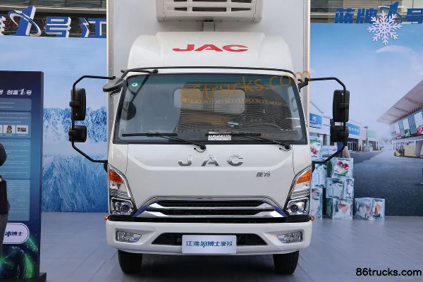 JAC Kangling J6 Ice Doctor 160hp 4X2(6 wheels) 4.03m refrigerated truck (China VI) Exterior (3) | 86Trucks