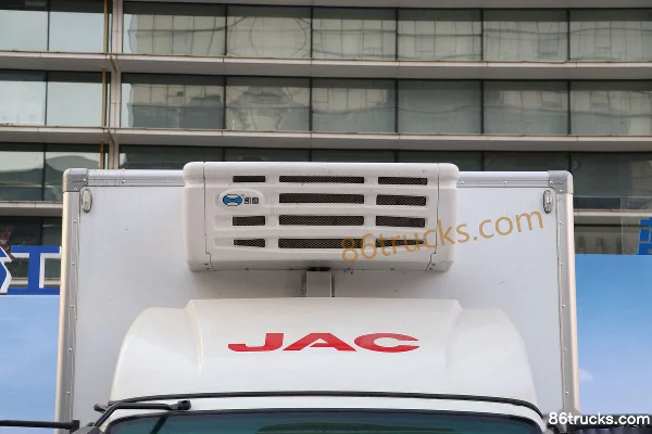 JAC Kangling J6 Ice Doctor 160hp 4X2(6 wheels) 4.03m refrigerated truck (China VI) Body (1) | 86Trucks