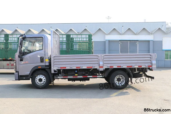 Sinotruk HOWO Tongshuai 160hp 4X2(6 wheels) 4.15m Single Row Flatbed Light Truck (China VI) (Medium Body) (1) | 86Trucks
