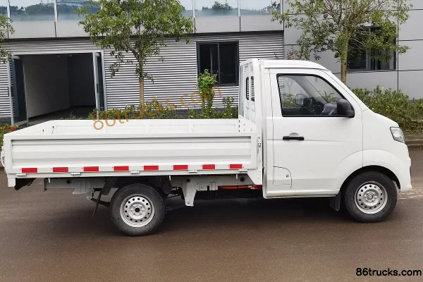 FAW Hongta Furui EV 2,2T camion micro à ridelles simple cabine 100% électrique 2,5 m 35,9 kWh 4X2(6 roues) Extérieur (3) | 86Trucks