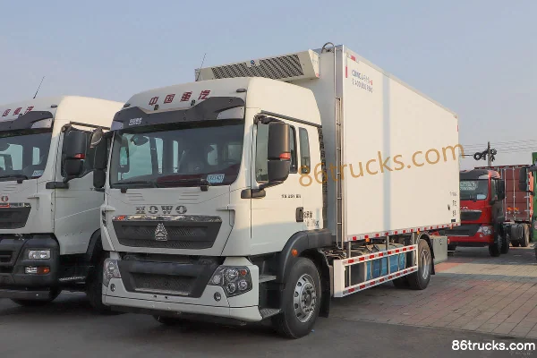 Sinotruk HOWO TX 250 ch 4X2(6 roues) 6,8 m camion frigorifique (China VI) Extérieur (3) | 86Trucks