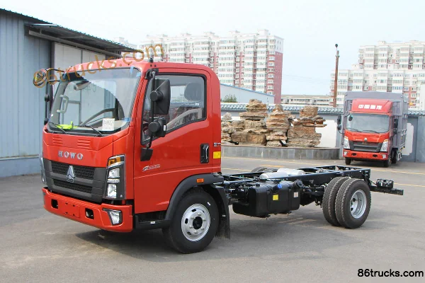 Sinotruk HOWO Tongshuai 160 hp 4X2(6 wheels) 4.15 m Single Row Fence Van Light Truck (China VI) Exterior (3) | 86Trucks