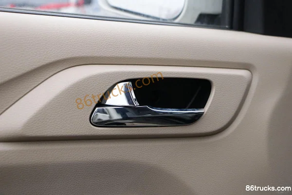 Changan Kuayue Kuayuexing V5 Édition Zhaocai Confort 122 ch 1.6L Essence 7 places fourgonnette (China VI) Cabine (3) | 86Trucks