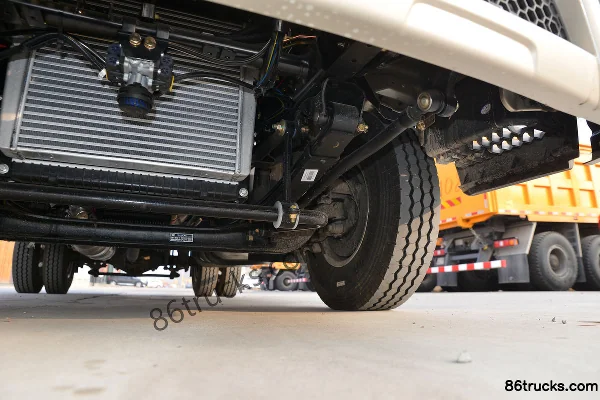 FAW Jiefang Lingtu 156 ch 4X2(6 roues) camion frigorifique 4,13 m AMT automatique Châssis (3) | 86Trucks
