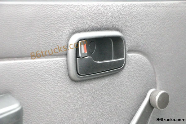 Foton Xiangling V1 1.3L 91 hp 4X2(6 wheels) Gasoline 2.8m Single Row Van Mini Truck (China VI) Cab (3) | 86Trucks