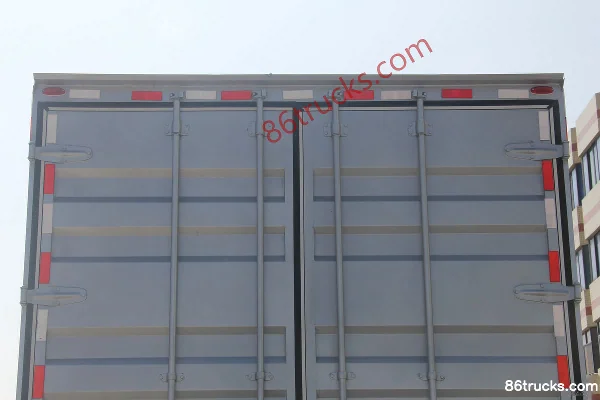 Foton Auman R pro Series 220 hp 4X2(6 wheels) 9.78m AMT Automatic Box Cargo Truck (China VI) Body (3) | 86Trucks