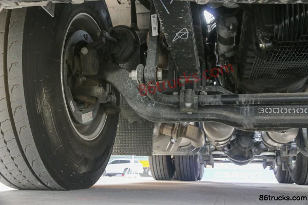 JAC Gallop K7 camion lourd 560 ch 6X4(10 roues) tracteur routier AMT automatique (China VI) (rapport de pont 2.64) Châssis (3) | 86Trucks