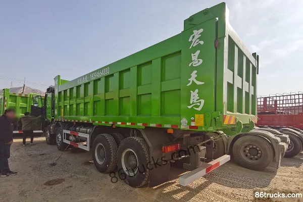 Sinotruk HOWO TH7 Flagship Edition Mountain Area Version 500hp 8X4(12 wheels) 7.6m Dump Truck (China VI) (with Hydraulic Retarder) Chassis (