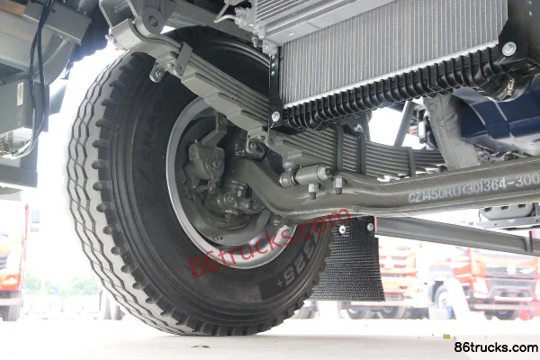 Sinotruk HOWO V5-X 270 hp 4X2(6 wheels) 9.8m wing-opening van cargo truck Chassis (2) | 86Trucks