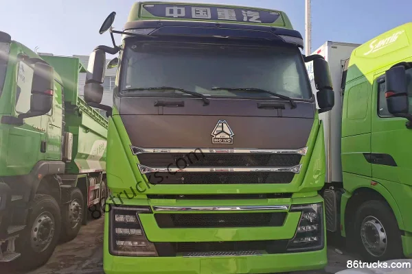 Sinotruk HOWO TH7 500hp 8X4(12 wheels) 9.45m Refrigerated Truck (China VI) Exterior (2) | 86Trucks