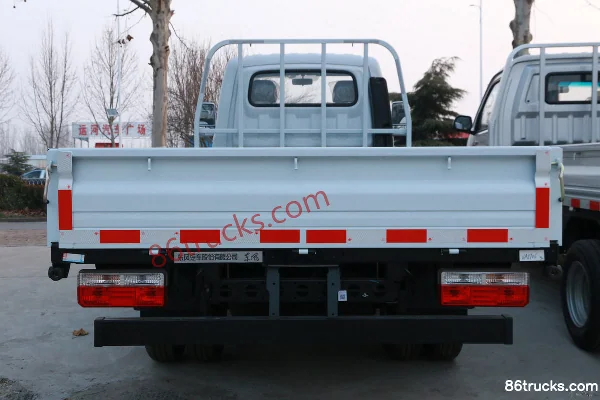 Dongfeng T5 95 hp 4X2(6 wheels) 3.4m single-row flatbed light truck (wide track) (Beijing VI) Exterior (3) | 86Trucks