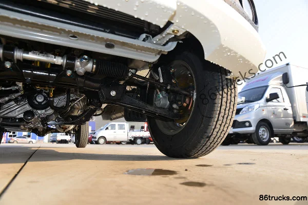 Foton Xiangling V1 Xiaocailu 1.6L Gasoline 122hp 4X2(6 wheels) 2.8m Single Row Wing Opening Box Micro Truck (China VI) Chassis (3) | 86Truck