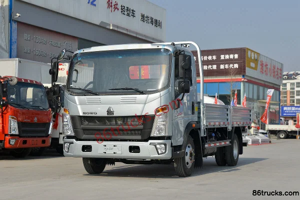 Sinotruk HOWO Hanjiang 150hp 4X2(6 wheels) 4.15m Single Row Stake Light Truck (China VI) (8-speed) Exterior (3) | 86Trucks