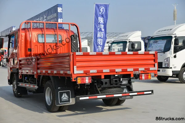 Sinotruk HOWO Hanjiang 130 ch 4X2(6 roues) camion plateau léger à cabine demi-avancée 3,85 m (China VI) (8 vitesses) Carrosserie (3) | 86Tru