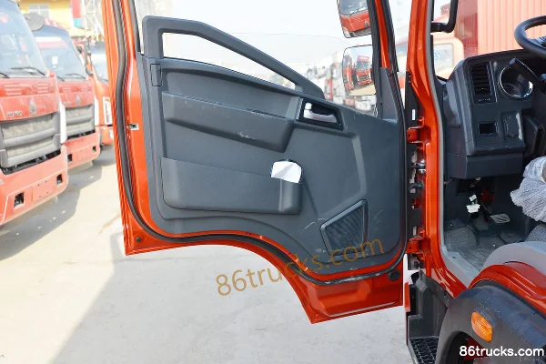 Sinotruk HOWO Hanjun 150 hp 4X2(6 wheels) 4.15 m Single Row Van Light Truck (China VI) Cab (2) | 86Trucks