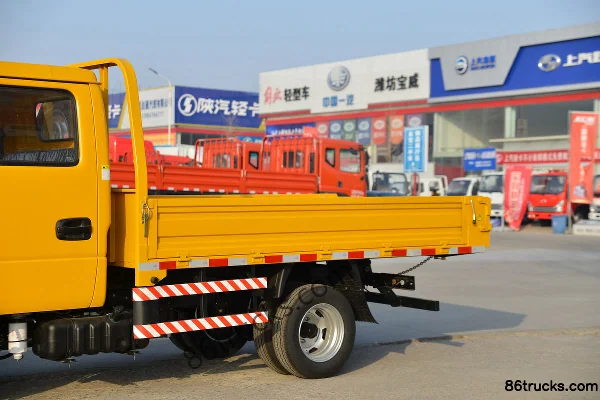 Yuejin Fuyun S80 95hp 4X2(6 wheels) 3.05m dump truck Body (1) | 86Trucks