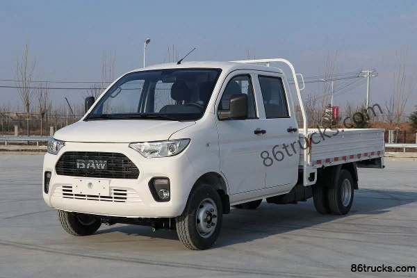 BAW Jingka T7 2.0L 133hp 4X2(6 wheels) Gasoline 2.6m Double Row Flatbed Mini Truck (China VI) Exterior (3) | 86Trucks