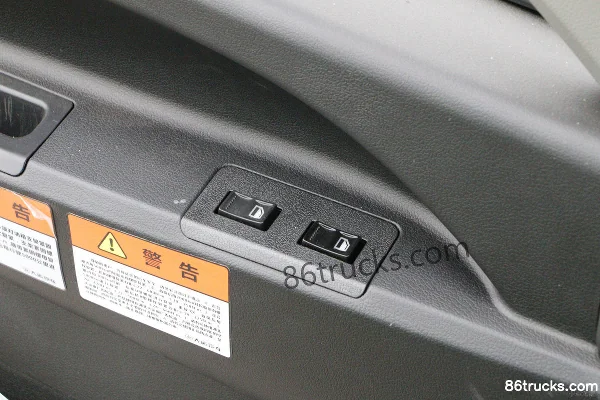 Dayun G6 Composite 230ch 6X2(8 roues) Camion benne 6,8m (China VI) Cabine (3) | 86Trucks