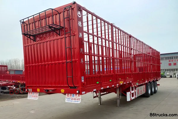 Deyuan Auto 13m Stake Semi-Trailer Exterior