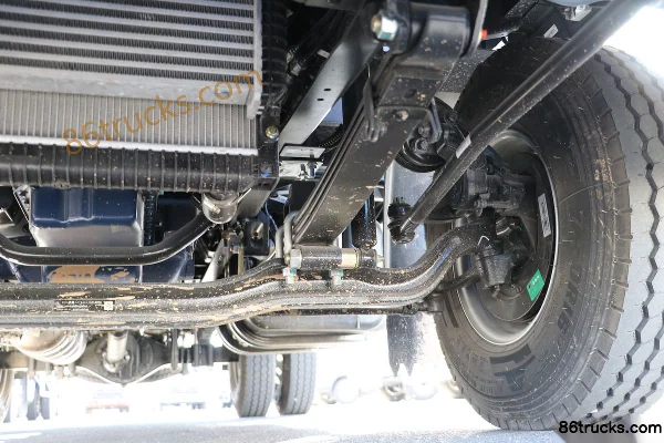 Sinotruk HOWO Dream 130 hp 4X2(6 wheels) 4.15 m Single Row Stake Truck (Rear Axle Ratio 4.875) Chassis (3) | 86Trucks