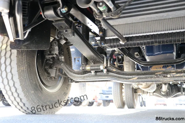 Sinotruk HOWO Dream 130 hp 4X2(6 wheels) 4.15 m Single Row Stake Truck (Rear Axle Ratio 4.875) Chassis (2) | 86Trucks