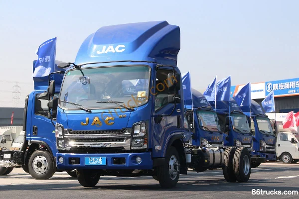 JAC Weiling K6 160 hp 4X2(6 wheels) 4.12m Single Row Box Light Truck (China VI) Exterior (3) | 86Trucks