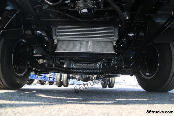 JAC Weiling K6 160 hp 4X2(6 wheels) 4.12m Single Row Box Light Truck (China VI) Chassis (1) | 86Trucks