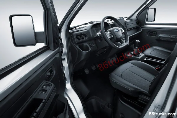 Kairui X6 Standard 1.6L 122hp 4X2(6 wheels) Gasoline 3.4m Single Row Flatbed Mini Truck (China VI) Cab (1) | 86Trucks
