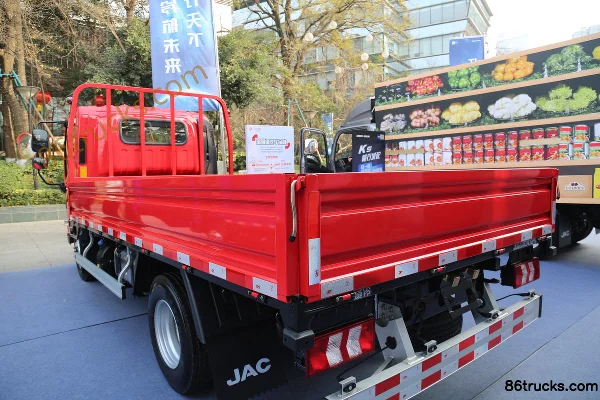 JAC Weiling K5 160hp 4X2(6 wheels) 4.18m Single Row Flatbed Light Truck (China VI) Body (1) | 86Trucks