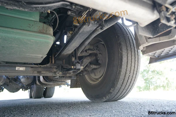 FAW Jiefang J6V heavy truck 560 hp 6X4(10 wheels) AMT automatic tractor truck (China VI) Chassis (3) | 86Trucks