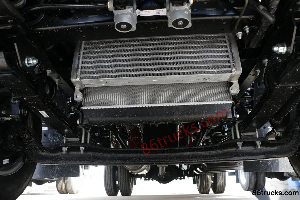 JAC Junling V6 152 ch 4X2(6 roues) camion plateau 4,22 m cabine simple Châssis (1) | 86Trucks